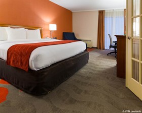Comfort Inn & Suites Airport