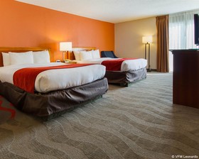 Comfort Inn & Suites Airport