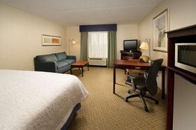 Hampton Inn Syracuse Clay