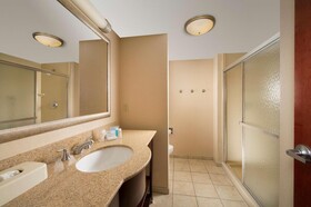 Hampton Inn Syracuse Clay
