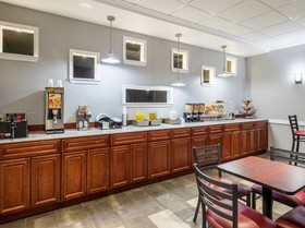 Red Roof Inn Fulton