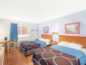 Super 8 by Wyndham Webster/Rochester