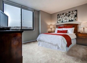Global Luxury Suites in White Plains