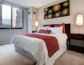Global Luxury Suites in White Plains