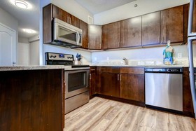 Global Luxury Suites in White Plains