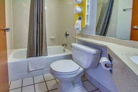 Motel 6 Buffalo Airport