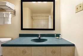 FairBridge Inn Express Buffalo Airport / Williamsville
