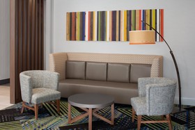 Holiday Inn Express & Suites Woodside Queens NYC