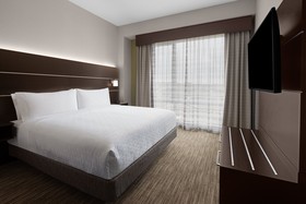 Holiday Inn Express & Suites Woodside Queens NYC