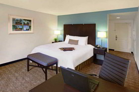 Hampton Inn & Suites Yonkers