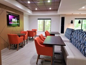 Holiday Inn Express Apex - Raleigh