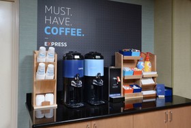 Holiday Inn Express & Suites High Point South