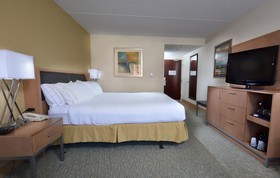 Holiday Inn Express & Suites High Point South