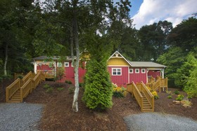 Asheville Cottages