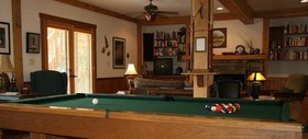 Bent Creek Lodge Bed & Breakfast