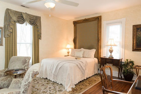 Biltmore Village Inn