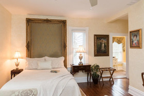Biltmore Village Inn