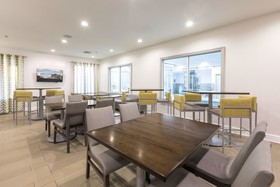 Country Inn & Suites by Radisson Asheville Downtown Tunnel Road
