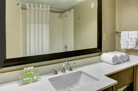 Country Inn & Suites by Radisson Asheville Downtown Tunnel Road