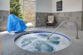 Country Inn & Suites by Radisson Asheville Downtown Tunnel Road