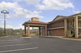 Days Inn by Wyndham Asheville Downtown North