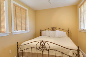 FPosh the Boutique Hotel