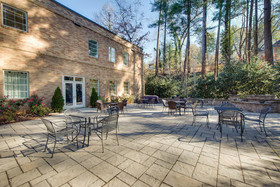 FPosh the Boutique Hotel
