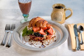 Hill House Bed & Breakfast Inn