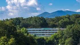 Holiday Inn Biltmore East