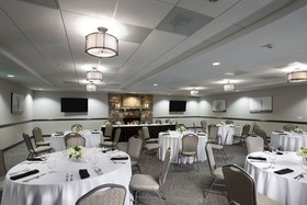 Holiday Inn Biltmore East