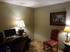 Holiday Inn Biltmore East