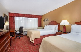 Holiday Inn Biltmore East