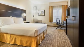 Holiday Inn Express & Suites Asheville SW - Outlet Ctr Area