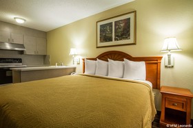 Quality Inn & Suites Biltmore East