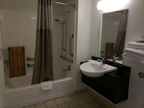Super 8 by Wyndham Asheville/Biltmore