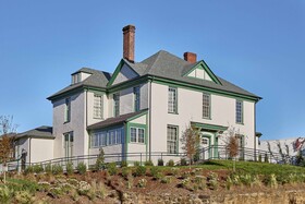 Zelda Dearest Hotel