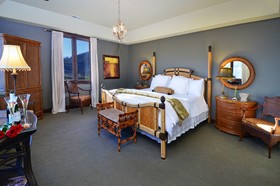 Banner Elk Winery & Villa