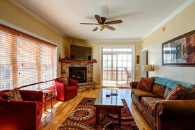 Klonteska Condominiums By VCI Real Estate Services