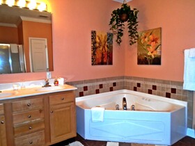 Klonteska Condominiums By VCI Real Estate Services