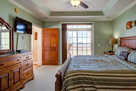 Klonteska Condominiums By VCI Real Estate Services