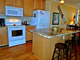 Klonteska Condominiums By VCI Real Estate Services