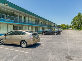 Hotel Battleboro NC I-95 Near Rocky Mount by Oyo