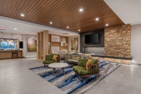 Fairfield Inn & Suites Charlotte Belmont