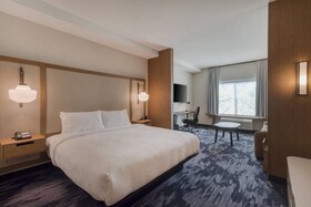 Fairfield Inn & Suites Charlotte Belmont
