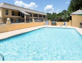 Days Inn by Wyndham Biscoe