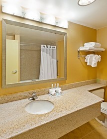 Holiday Inn Express Blowing Rock South