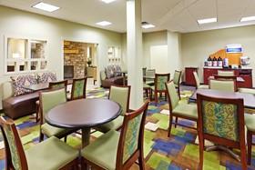 Holiday Inn Express Blowing Rock South