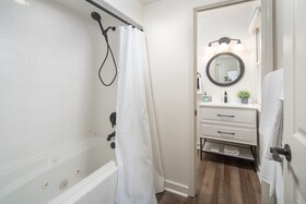 The Victorian Inn - Blowing Rock