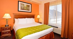 Fairfield Inn & Suites Boone