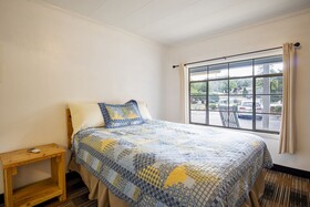 Lloyd's on The River Country Inn by OYO